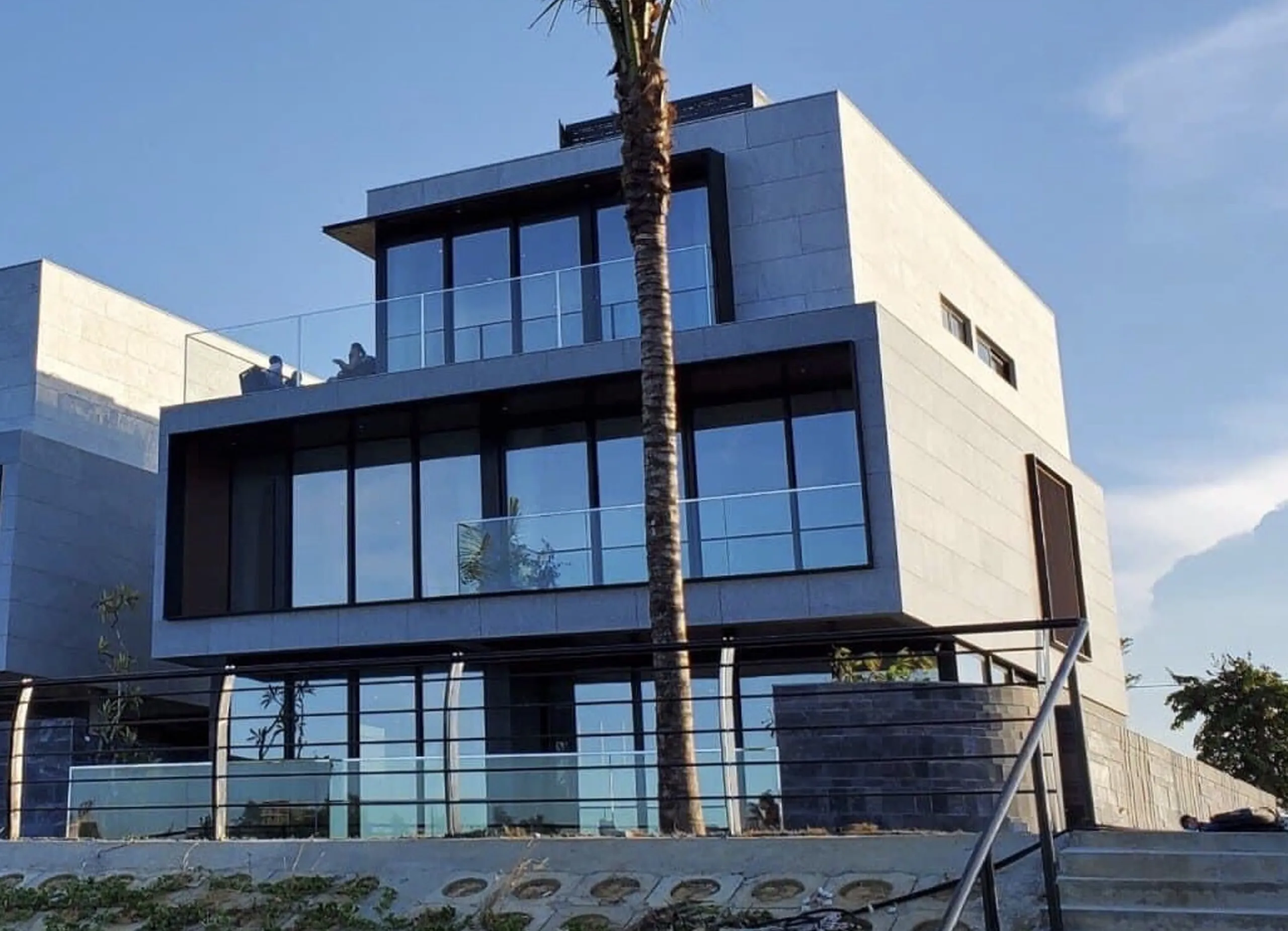 Cách nhận biết báo giá cửa nhôm Xingfa giá rẻ trên thị trường hiện nay