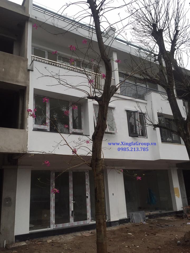 cua nhom xingfa gia tot