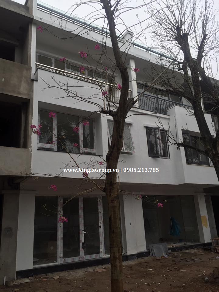 cua nhom xingfa gia tot