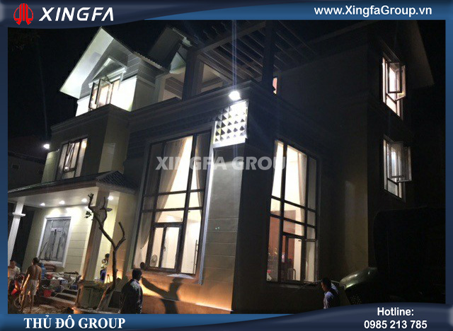 Thi c&ocirc;ng lắp đặt cửa nh&ocirc;m Xingfa nhập khẩu tại Biệt thự nh&agrave; anh Văn ở Lạng Sơn