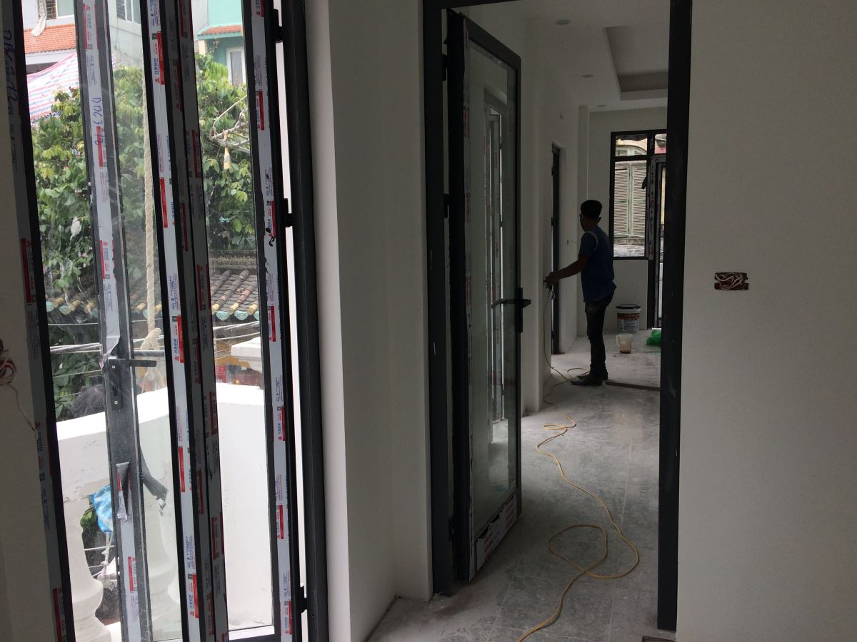 CÔNG TRÌNH LẮP ĐẶT CỬA NHÔM XINGFA TẠI PHỐ NGÕ TRẠM, HOÀN KIẾM, HÀ NỘI