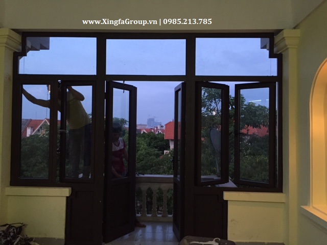 Mẫu thiết kế cửa nhôm XINGFA sử dụng thanh pano nhôm độc và lạ